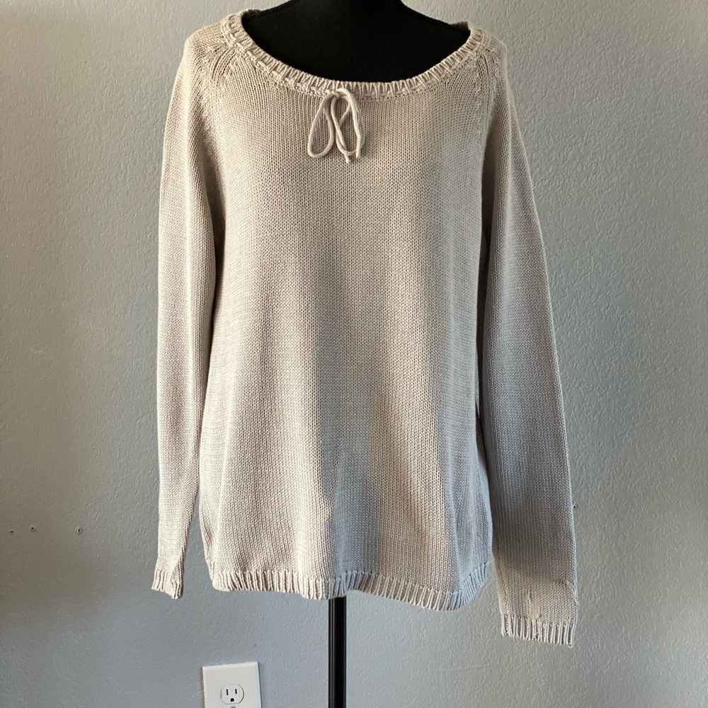 Women’s sweater